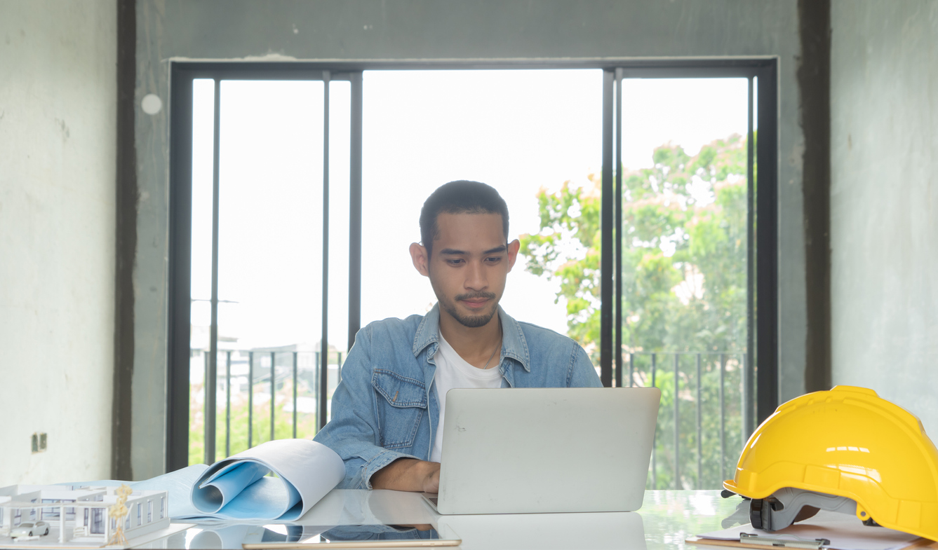 online-training-header